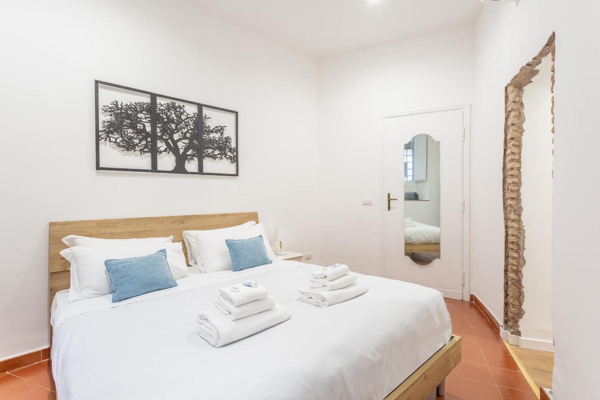 2 Bdr Navona Quintessential Charm Apartment Rom