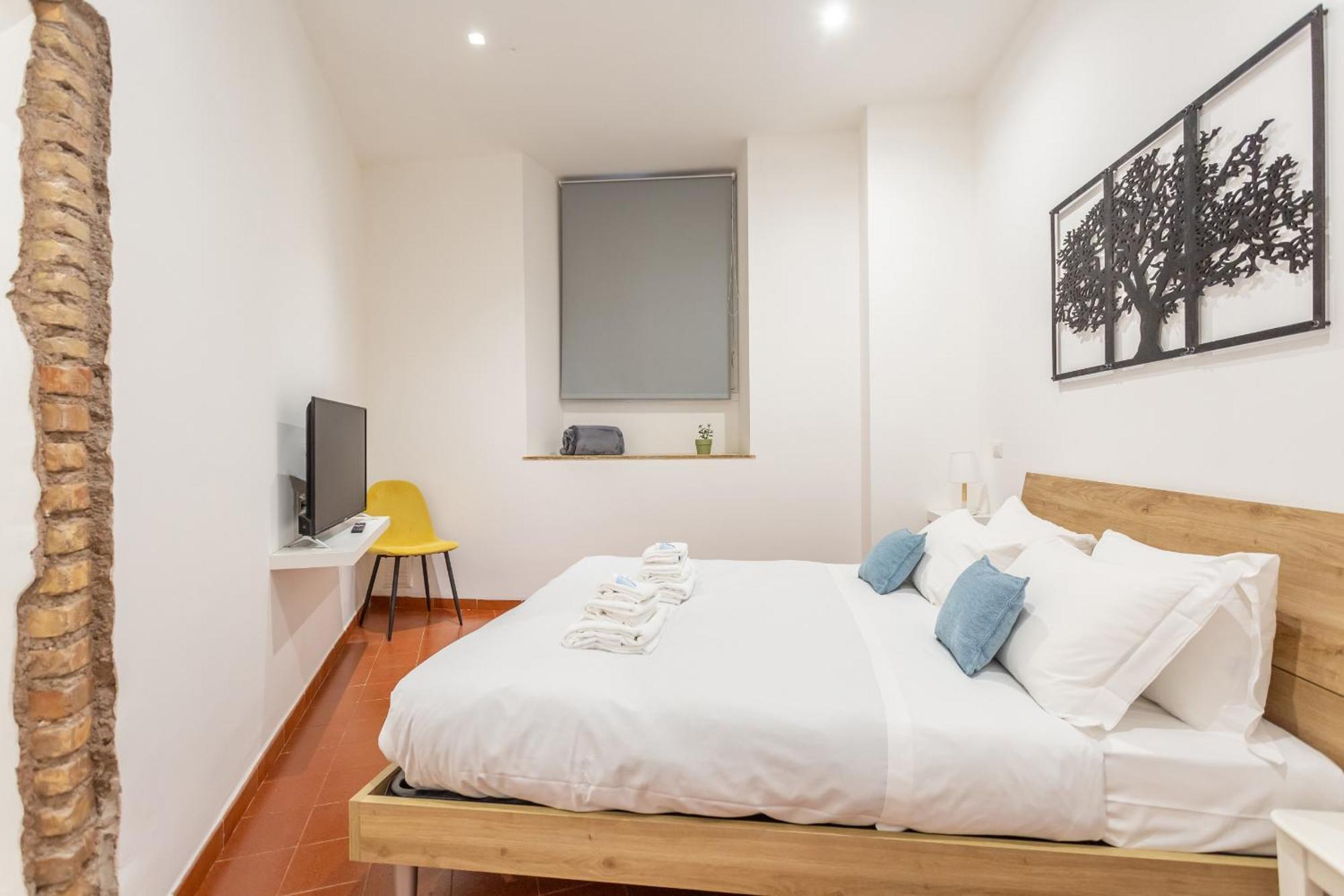 2 Bdr Navona Quintessential Charm * Rom